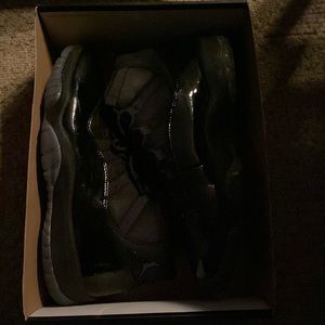 Air Jordan 11 cap and gown